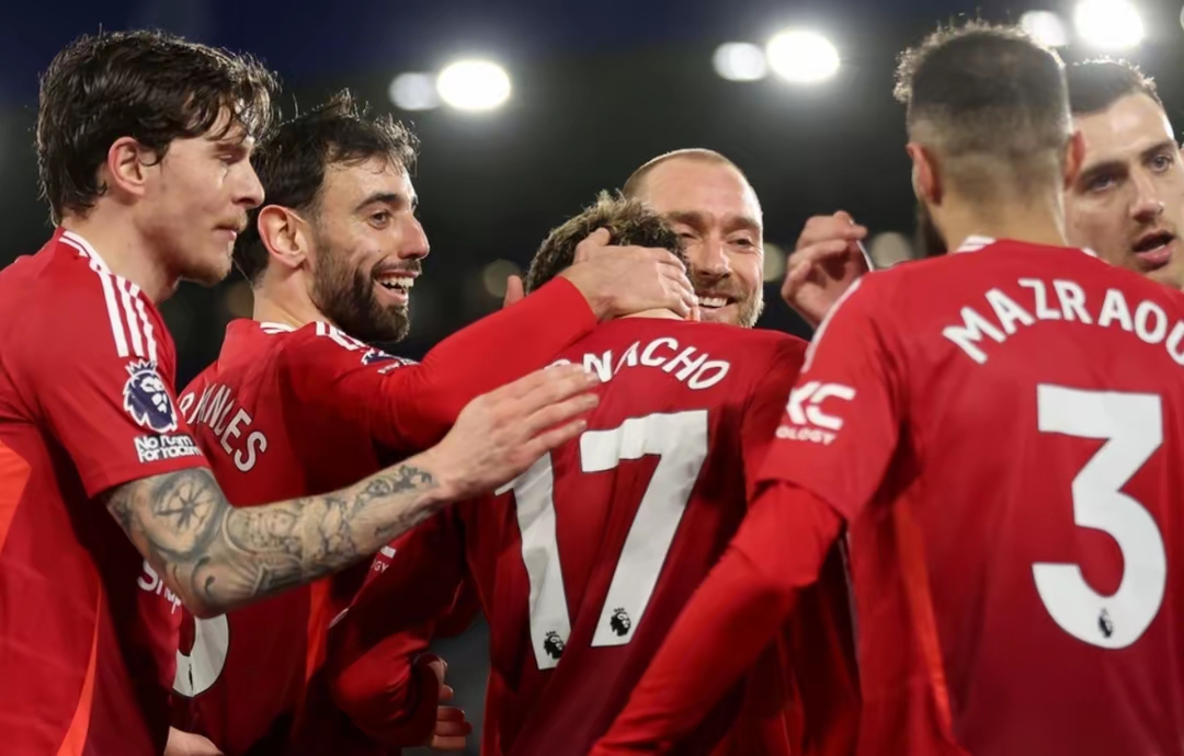 开云-今夜突围战来临，曼城围绕NBA总决赛刷新队史纪录，气氛紧张，年轻球员得到机会的简单介绍