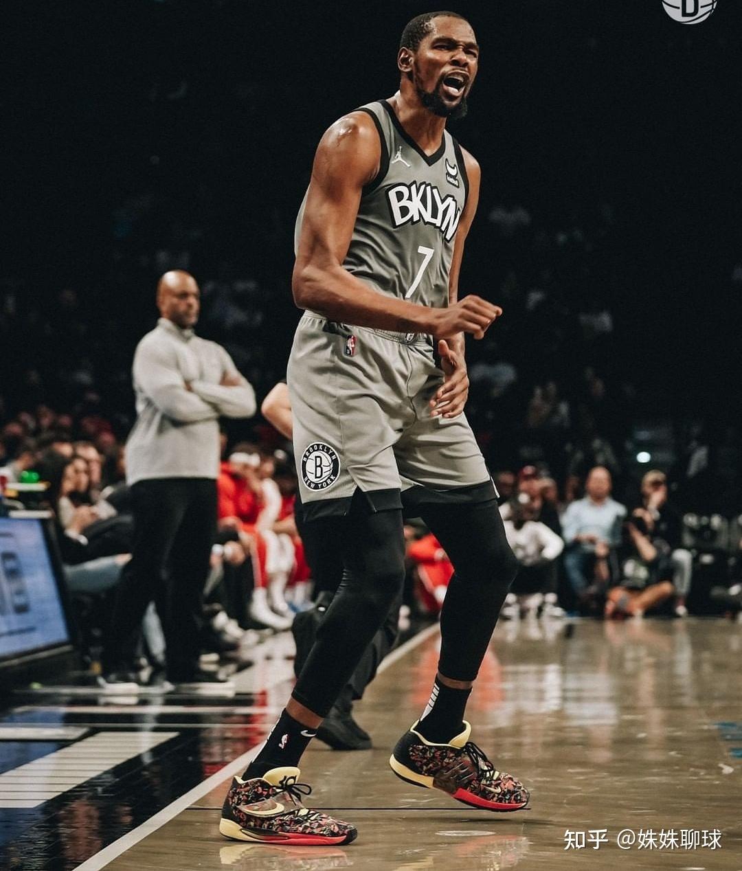 开云官网-赛前突围战来临；布鲁克林篮网围绕亚冠强势反弹；引发热议；阵容厚度经受考验的简单介绍